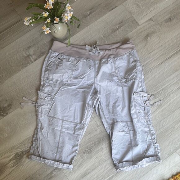 Calvin Klein Khaki Capri Cargo Pants XXL - Picture 1 of 10